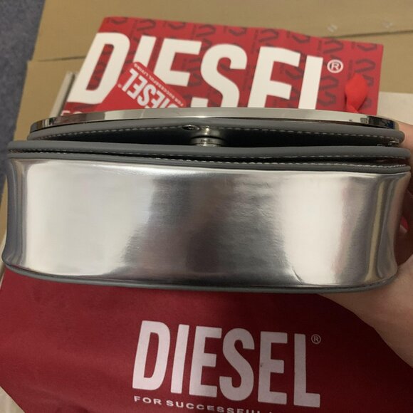 Diesel 1DR Shoulder Bag - Picture 9 of 9